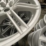 Jakie rodzaje usterek można napotkać przy regeneracji felg