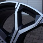 Profesjonalna renowacja felg aluminiowych BMW 741M