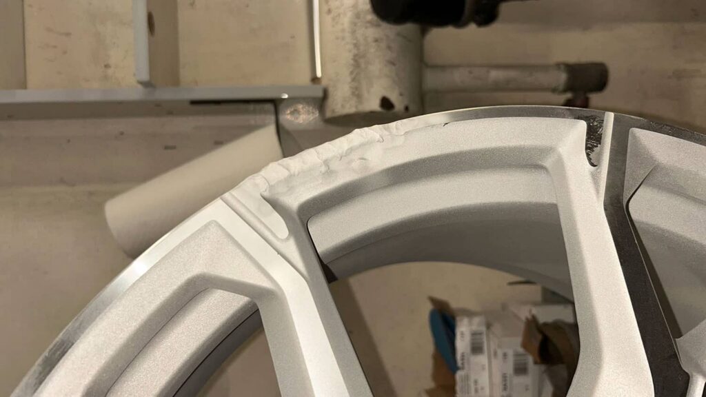 Profesjonalna renowacja felg aluminiowych BMW 741M