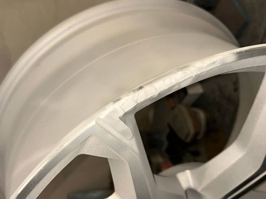 Profesjonalna renowacja felg aluminiowych BMW 741M