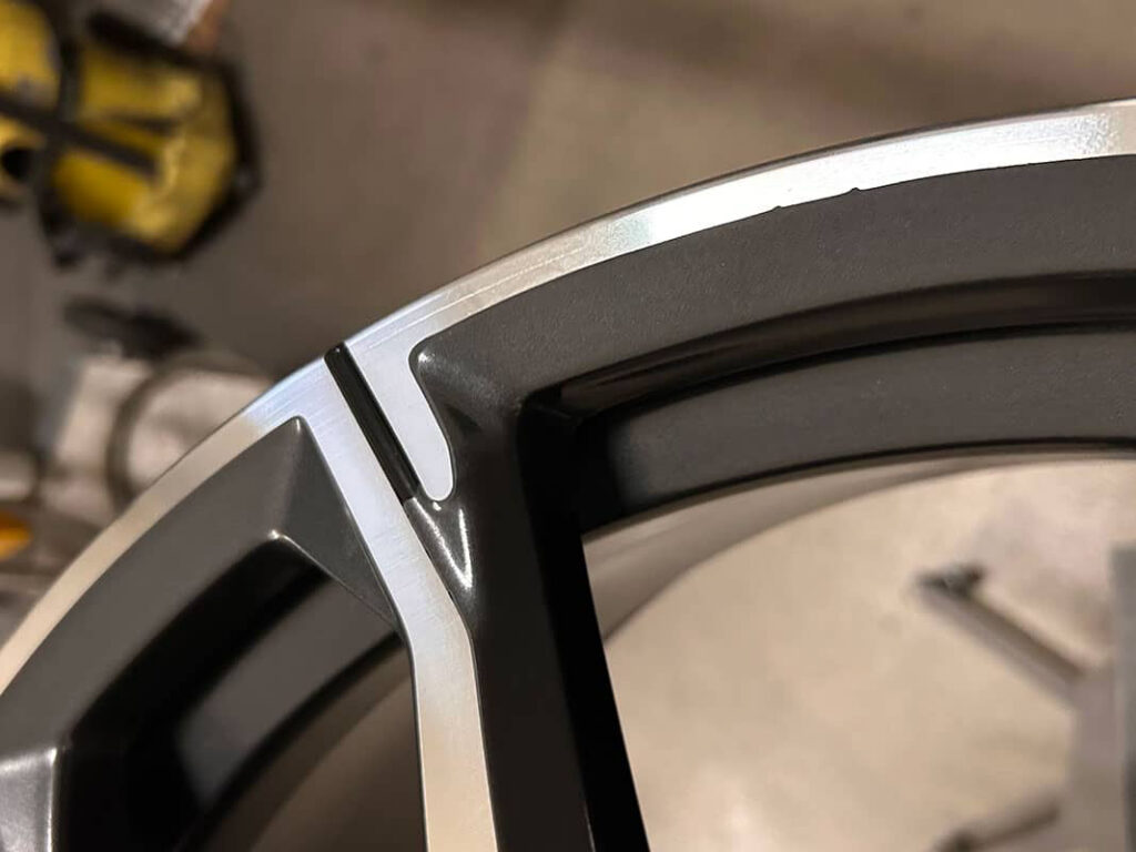 Profesjonalna renowacja felg aluminiowych BMW 741M