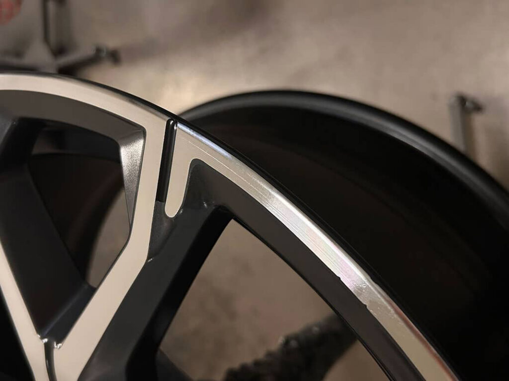 Profesjonalna renowacja felg aluminiowych BMW 741M