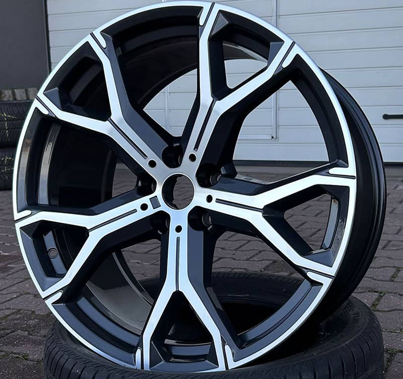 Profesjonalna renowacja felg aluminiowych BMW 741M