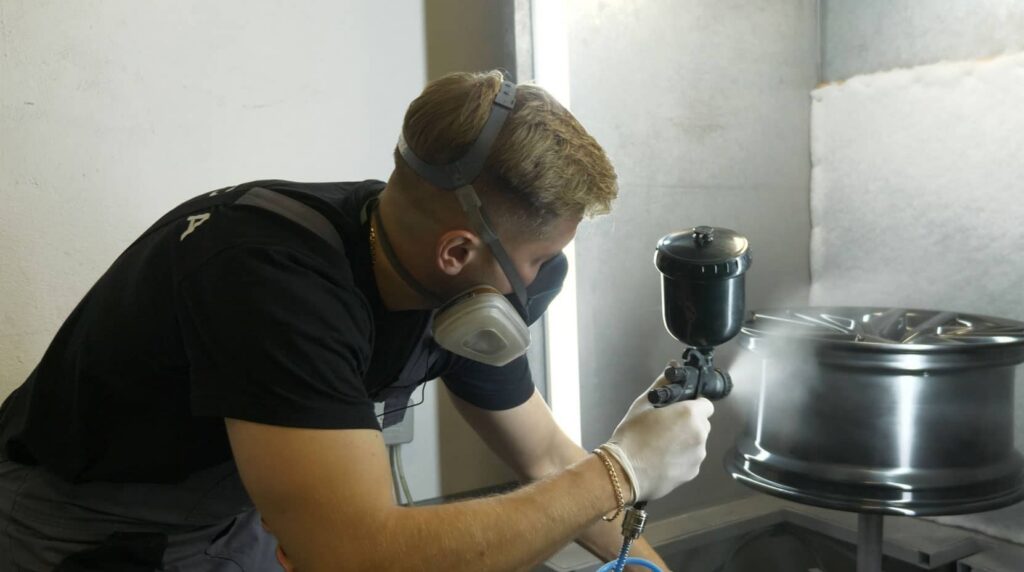 Lakierowanie felg w Warszawie