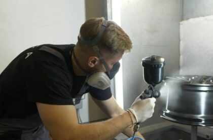 Proces malowania felg z toczeniem CNC frontów BMW X5 R20