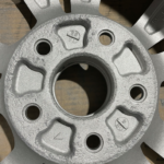 Jak powinna wyglądać płaszczyzna montażowa po renowacji felg?