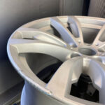Proces malowania felg z toczeniem CNC frontów BMW X5 R20