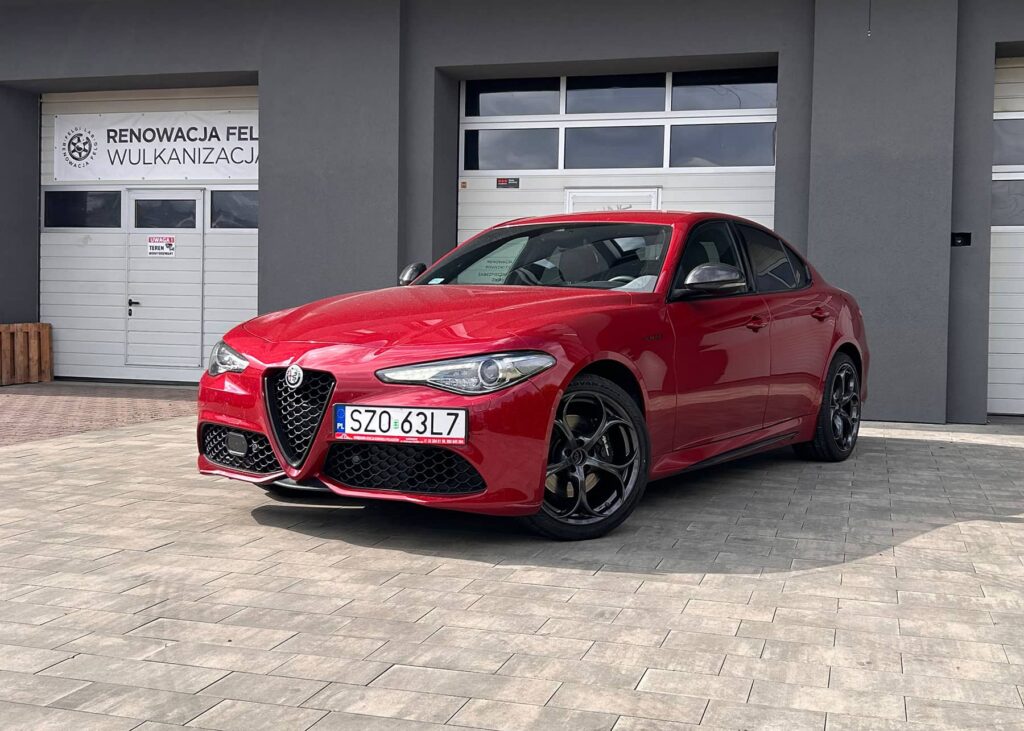 Alfa_Romeo_Giulia_felgi_R19_kolor_Porsche_Dunkel