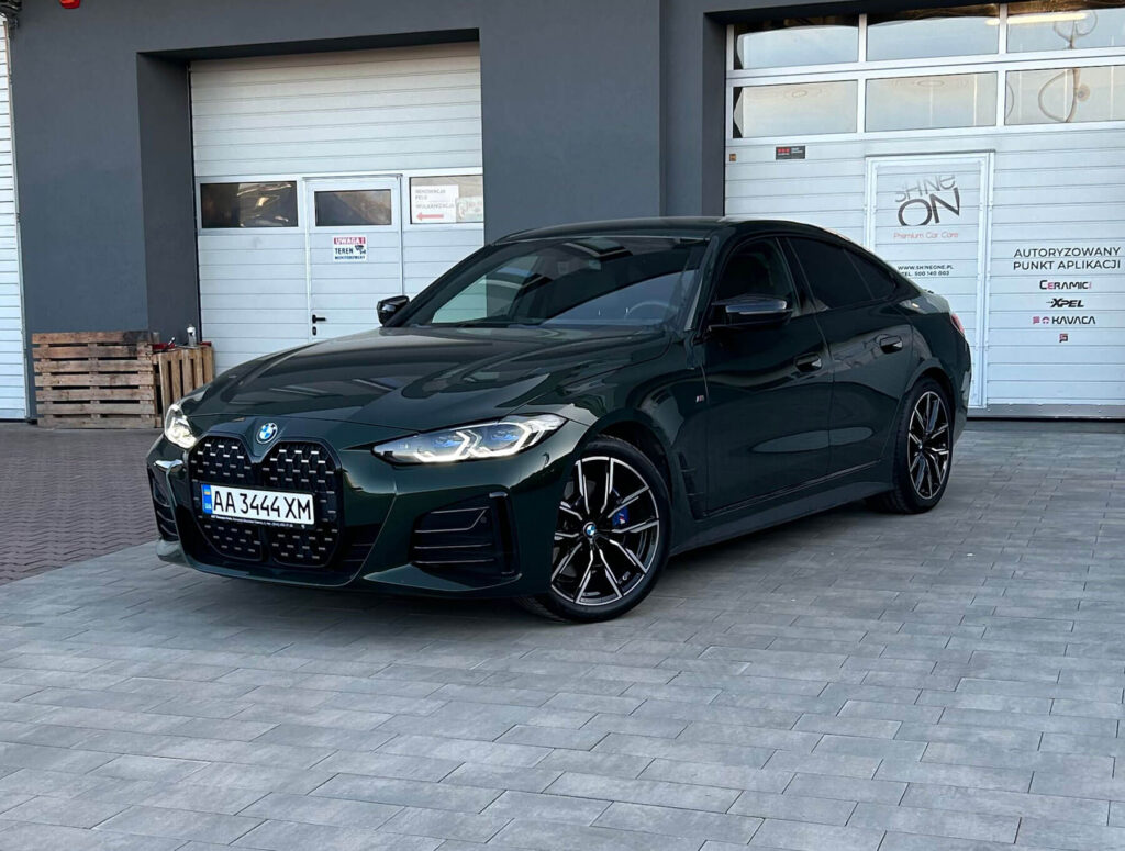 BMW_Seria_4(G22)_Felgi_R18_Czarny_mat_+_CNC
