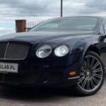 Felgi do niebieskiego samochodu