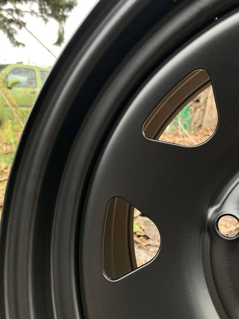 Regeneracja felg dostawczych samochodów