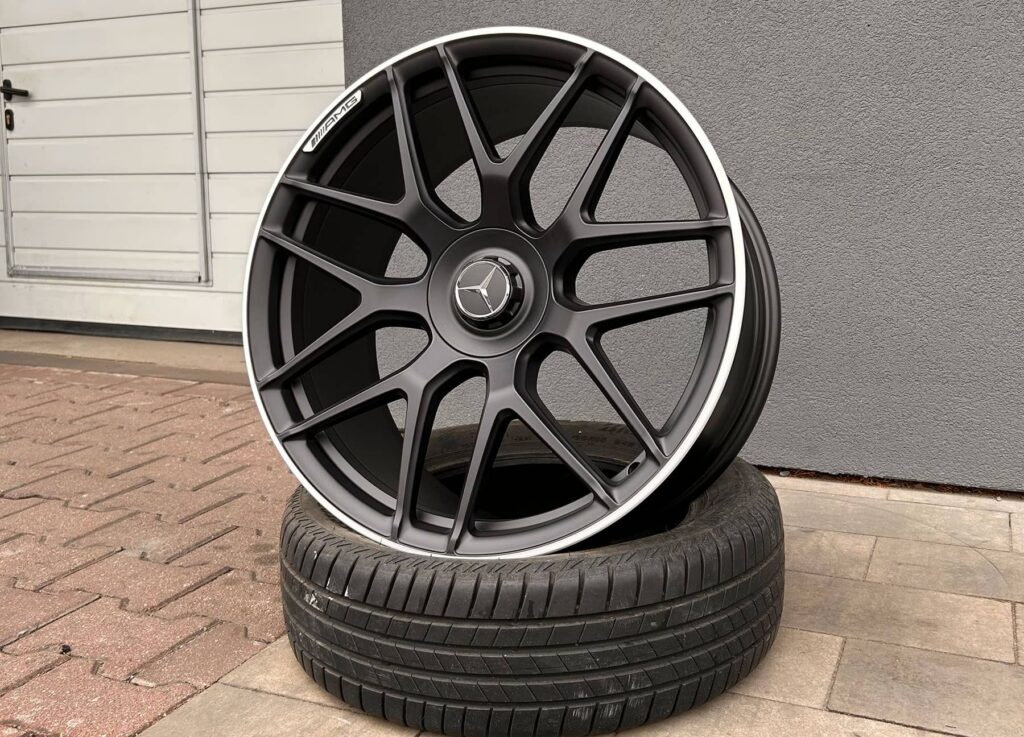 Felgi_R21_Mercedes_kolor_Czarny_mat_+_CNC