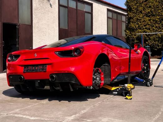 Ferrari F488 Felgi R20 kolor Czarny połysk