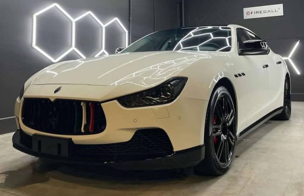 Maserati-Quattroporte-Felgi-R20-kolor-Czarny-połysk