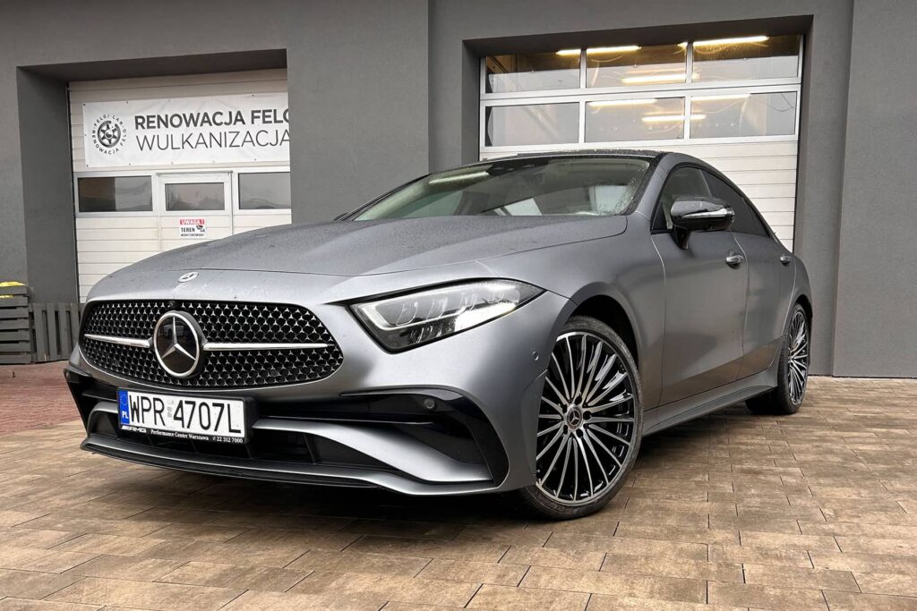 Mercedes_CLS_C257_felgi_R19_Czarny_połysk_+_CNC